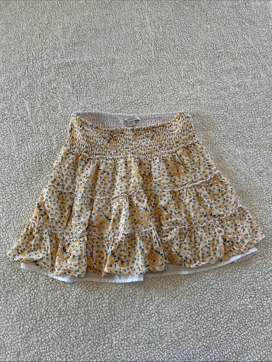 American Eagle Outfitters Dresses & Skirts - American Eagle Outfitters Yellow Floral Tiered Smocked Skirt